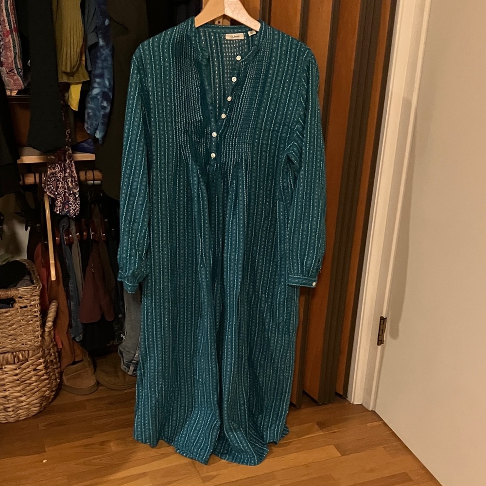 L.L. Bean Teal Long Sleeve Nightgown